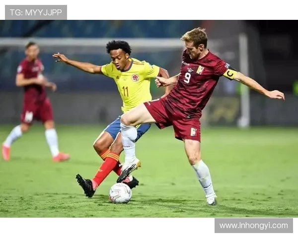 重庆足球队以52分领跑世锦赛积分榜展现强劲实力