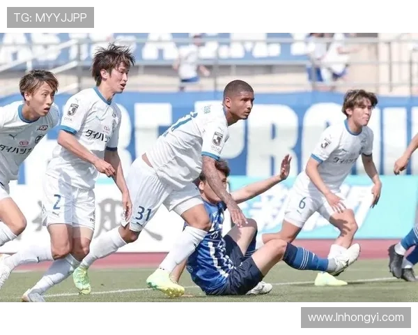大阪与札幌激战8月15日精彩对决展现足球魅力与激情